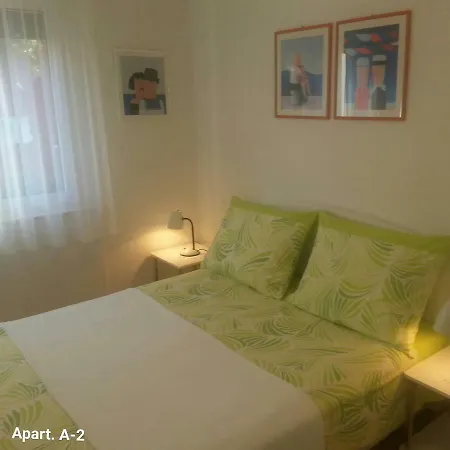 A1 Marina, Okrug Gornji شقة