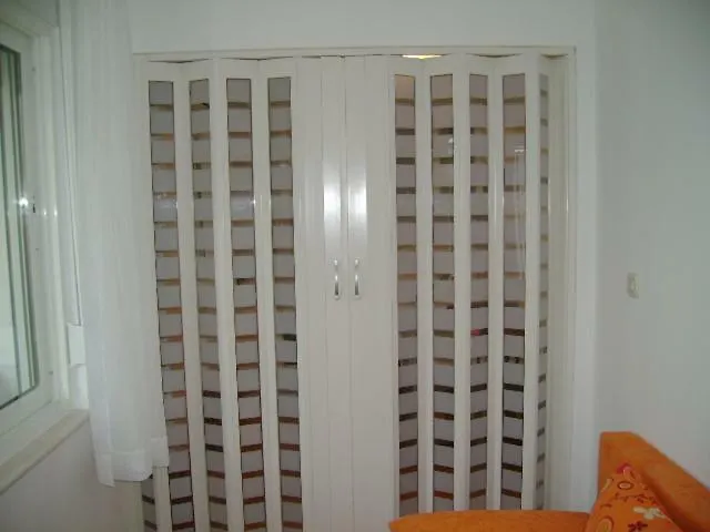 A1 Marina, Okrug Gornji *