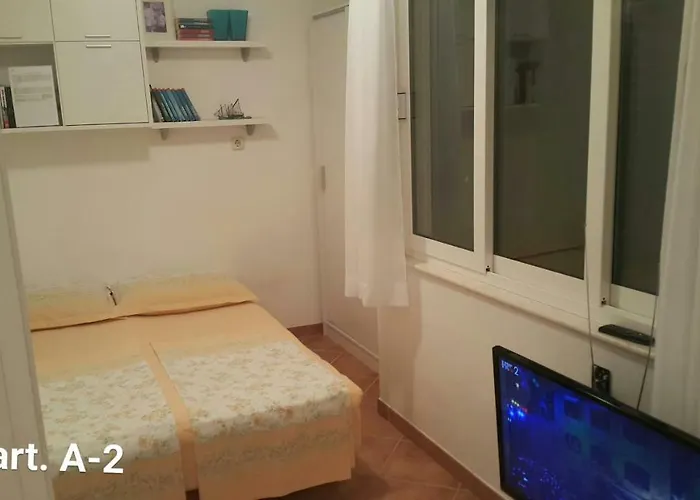 Apartamento A1 Marina, Okrug Gornji *